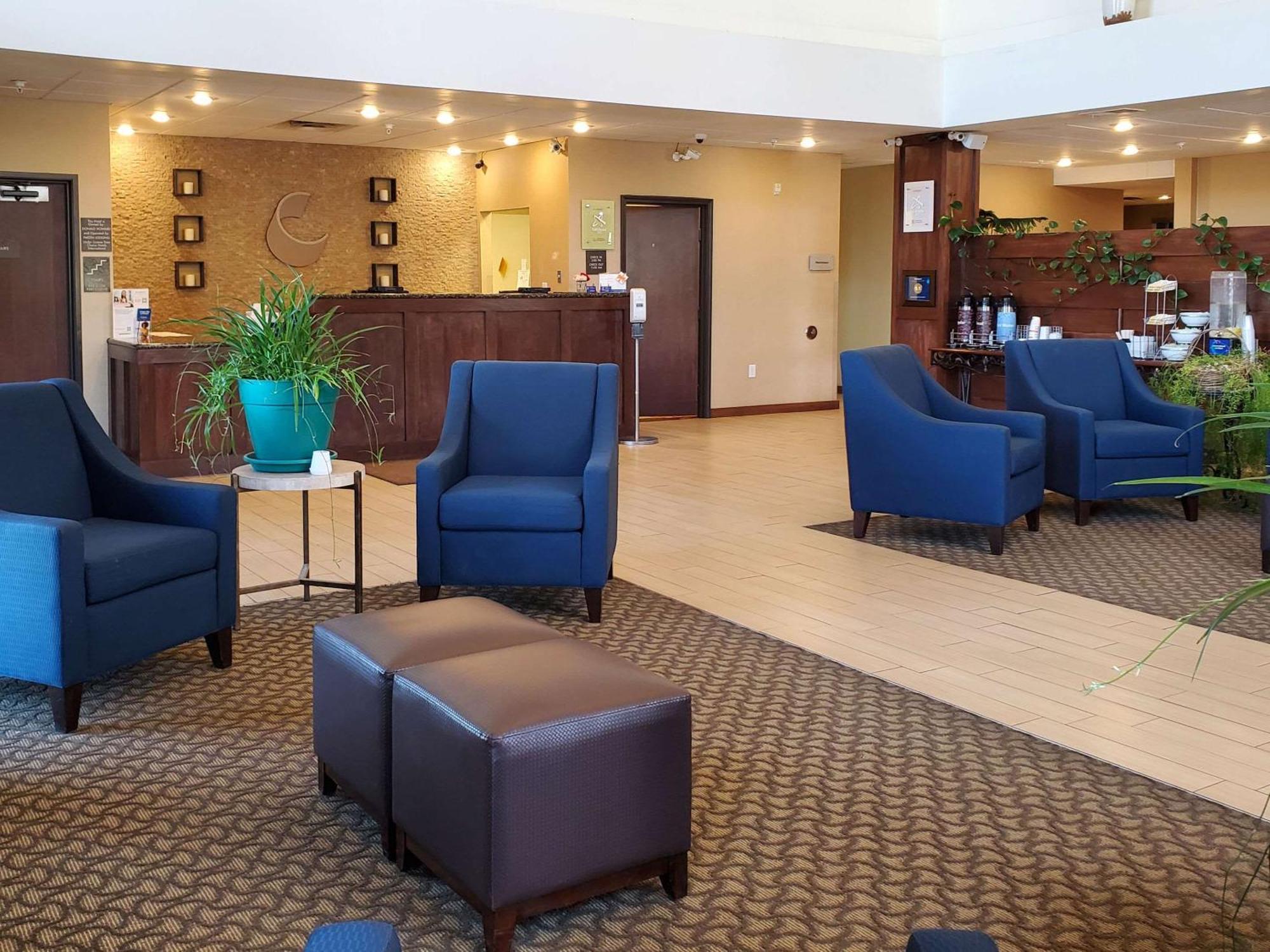 Comfort Suites Фармингтън Екстериор снимка