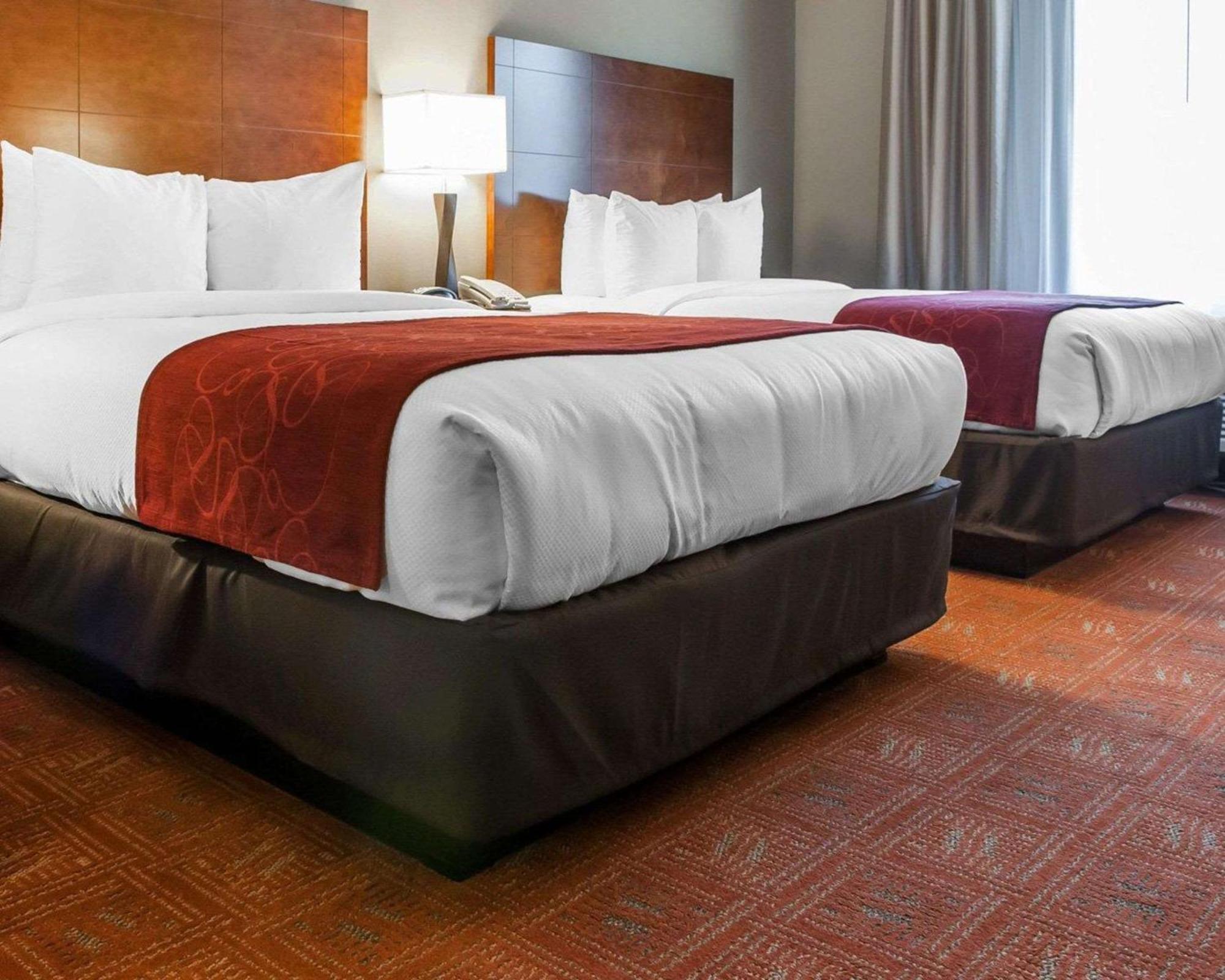 Comfort Suites Фармингтън Екстериор снимка