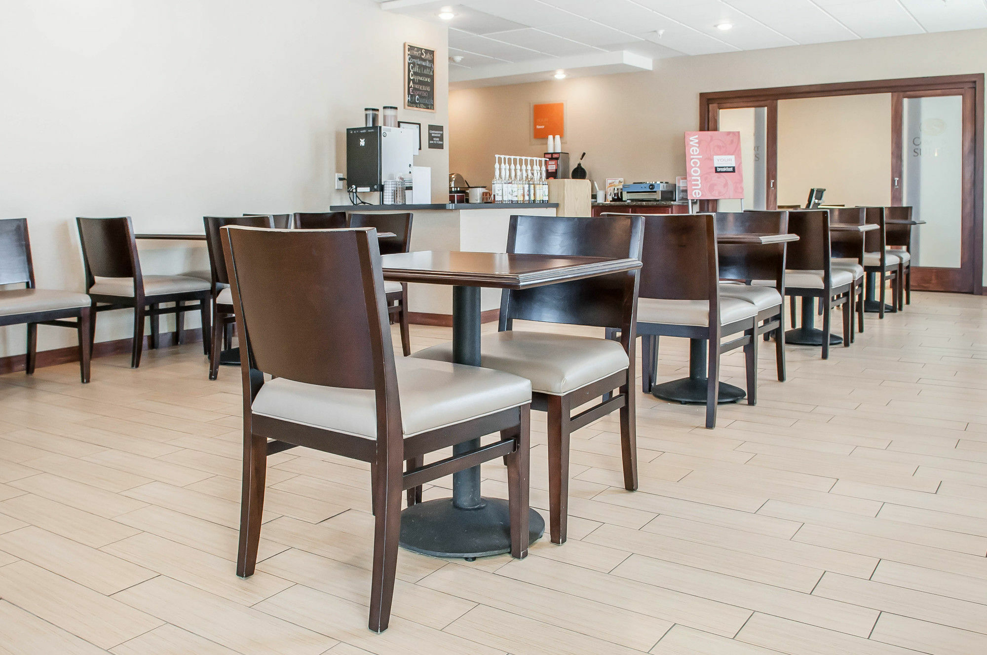 Comfort Suites Фармингтън Екстериор снимка